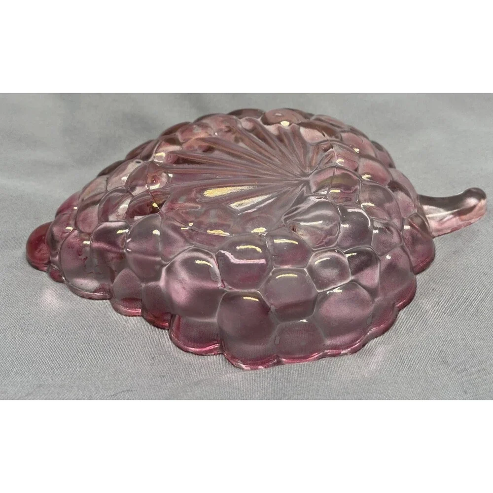 Vintage Anchor Hocking Grape Cluster Candy Mint Trinket Dish Translucent Purple